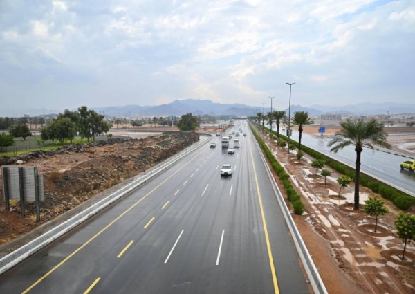 الأرصاد: أمطار رعدية غزيرة مصحوبة بزخات برد ورياح نشطة على عدة مناطق بالمملكة اليوم