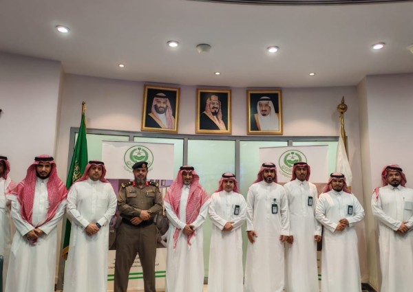 مدير وقاء مكة يزور مركز إدارة الأزمات والكوارث بإمارة منطقة مكة المكرمة