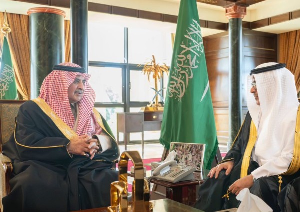 أمير منطقة تبوك يستقبل الرئيس التنفيذي لشركة المياه الوطنية
