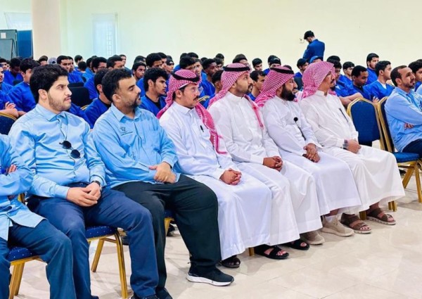 هيئة الأمر بالمعروف بمنطقة عسير تفعّل معرض ( ولاء ) بفرع الكلية التقنية بمحافظة محايل عسير