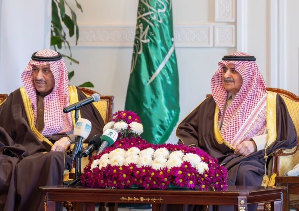 أمير منطقة تبوك يكرم الفائزين بجائزة “تبوك للعمل التطوعي” في دورتها الأولى