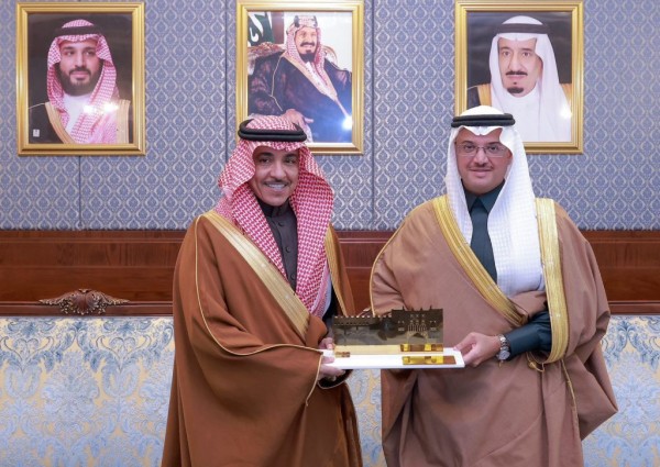 سمو محافظ الأحساء يستقبل وزير الإعلام ويبحثان أوجه التعاون في تعزيز الرسالة الإعلامية التي تبرز تطلعات الوطن وإنجازاته