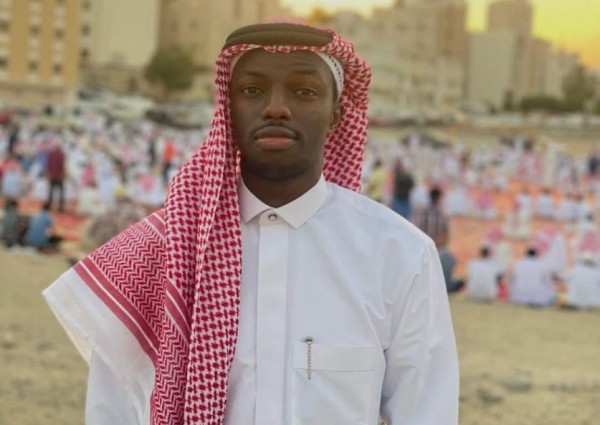 العين في الشعر العربي