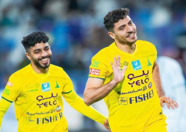 الخليج يعود سكة الانتصارات على حساب الأخدود