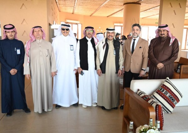 “إعلاميون” يشهدون منافسات مهرجان خادم الحرمين الشريفين للهجن 2025
