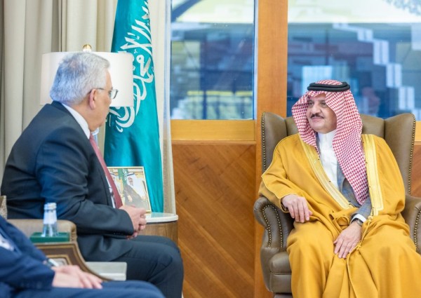 سمو أمير الشرقية يستقبل سفير دولة فلسطين لدى المملكة