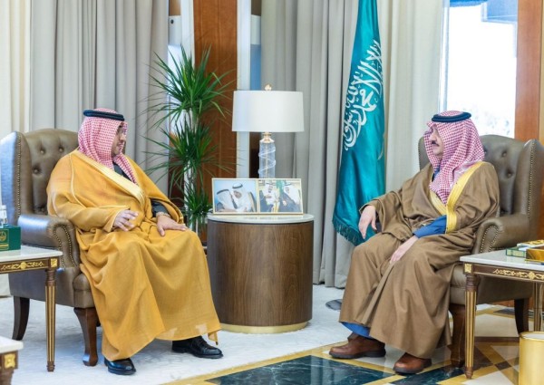 أمير المنطقة الشرقية يطلع على البرنامج الوطني للحد من الفقد والهدر الغذائي