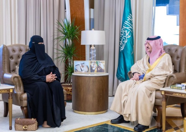 سمو أمير المنطقة الشرقية يطلع على إنجازات وخطط جمعية “أفق” لتنمية الفتيات