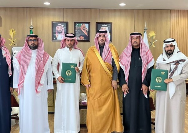 “جمعية أبواب للعمل التطوعي” وفريق محافظة المندق للتطوع يوقعان مذكرة شراكة لتعزيز وتمكين العمل التطوعي