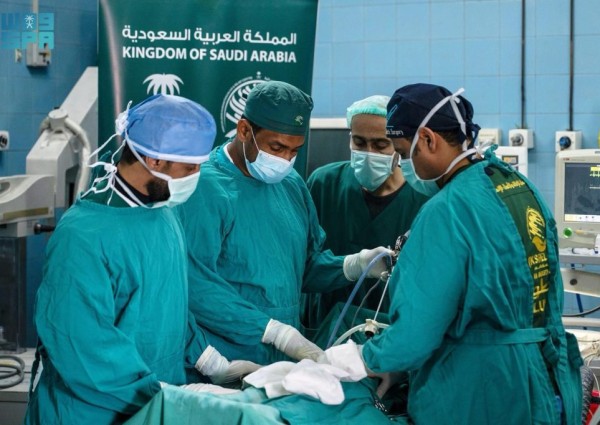 مركز الملك سلمان للإغاثة يطلق خمسة مشاريع طبية تطوعية في دمشق ضمن برنامج “أمل”