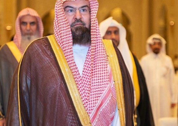 السديس: تبرع ولي العهد بمليار ريال يعكس حرصه على توفير الحياة الكريمة للمواطنين