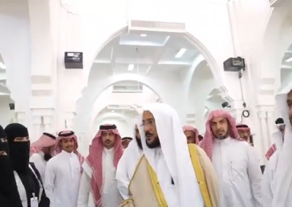 بالفيديو.. حاجة أردنية لـ”وزير الشؤون الإسلامية”: لم أشعر بأي تعب.. كل شيء منظم بشكل يفوق التوقعات