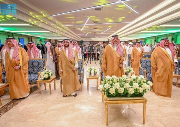 أمير منطقة حائل يرعى حفل «التخرج الموحد للمنشآت التدريبية».. ويُشيد بدور الخريجين في دعم التنمية