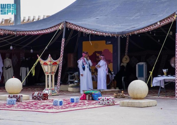 بيت الثقافة يشارك بجناح تراثي في مهرجان «صيفنا هايل 2025» بنجران