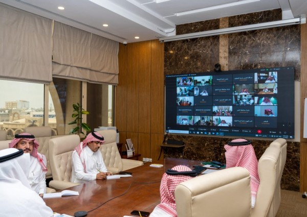 أمين الشرقية يرأس اجتماع «تحسين المشهد الحضري» ويشيد بجهود الأمانة في معالجة التشوه البصري ورفع التصنيف