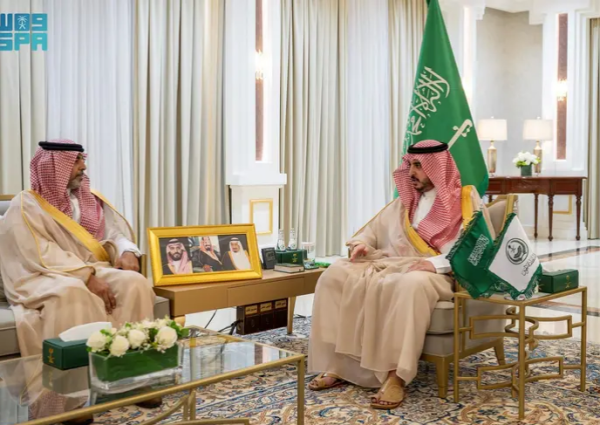 أمير الجوف يستقبل رئيس وأعضاء غرفة التجارة في دورتها الـ11.. ويؤكد أهمية تنويع الخدمات وتعزيز البيئة الاستثمارية