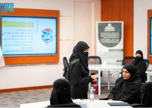 «الباحث الموهوب».. جامعة الملك خالد تُؤهّل طلاب المتوسطة على مهارات البحث العلمي والابتكار البيئي