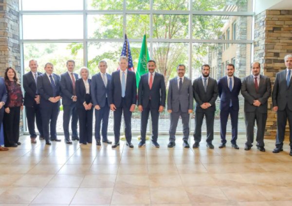 وزير الصناعة والثروة المعدنية يختتم زيارة رسمية إلى الولايات المتحدة لتعزيز الشراكة في الصناعة والتعدين