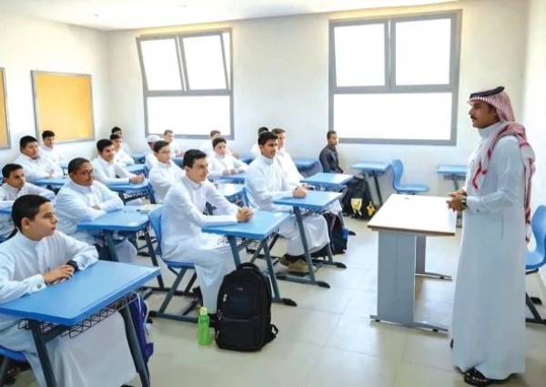 أسبوع إضافي من الإجازة الصيفية لطلاب مكة والمدينة وجدة والطائف في تقويم العام الدراسي الجديد