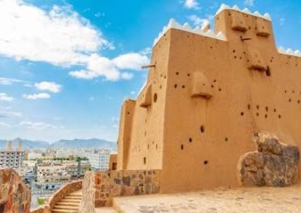 بين الكرم الموروث وجشع الواقع: طلاب غرباء في مواجهة أزمة الإيجارات