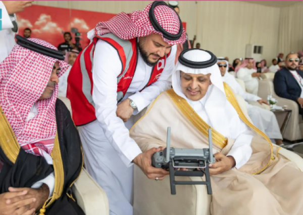 برعاية نائب وزير النقل.. تجربة نوعية لتوصيل الطرود البريدية عبر الطائرات بدون طيار في المملكة