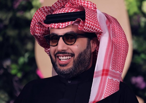 مفاجأة كبرى.. تركي آل الشيخ يعلن: السحب على 100 سيارة لجمهور موسم الرياض