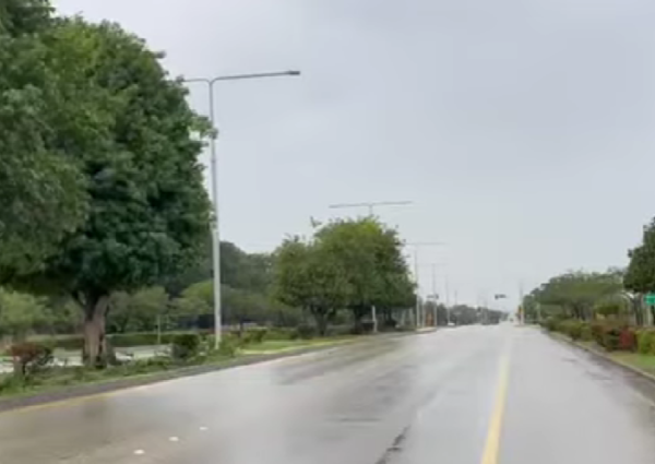 الجبيل الصناعية.. بنية تحتية متطورة تدرأ مخاطر السيول وتجسد كفاءة التخطيط (شاهد)