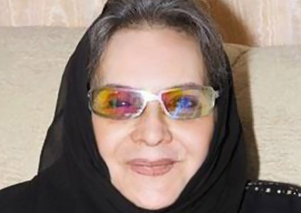 الموت يغيب الشاعرة السعودية ثريا قابل