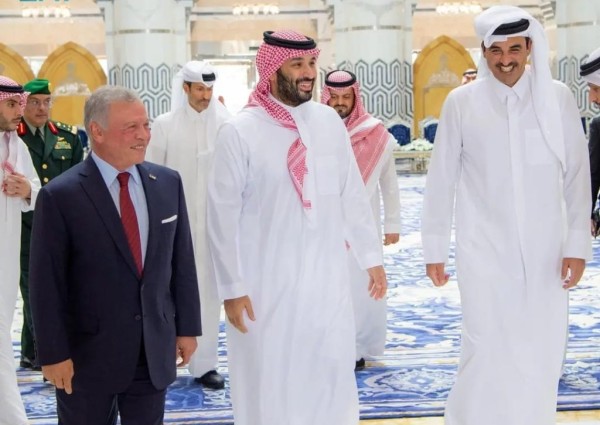 خلال لقاء في جدة.. ولي العهد يستعرض مع ملك الأردن وأمير قطر تداعيات التصعيد العسكري وتنسيق الجهود لتعزيز أمن المنطقة