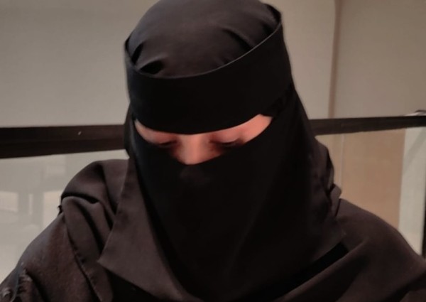 عابرون فقط..