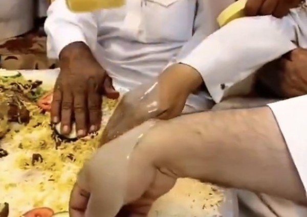 غير صحية.. استشاري قلب يفجّر مفاجأة: هذه العادة الشهيرة خطر على صحتك!