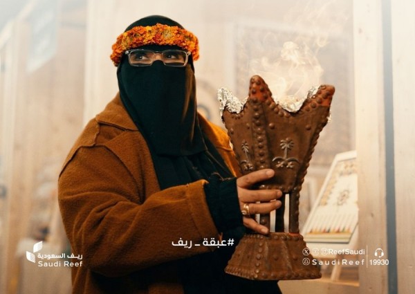 من الحقول إلى الأسواق الدولية.. رحلة السعودية حفيظة السوادي مع الورد الطائفي