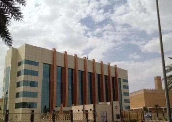 «تعليم حائل» يعلن تحويل الدراسة غداً «عن بعد» بناءً على تقارير الأرصاد