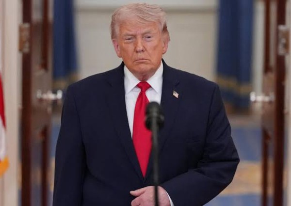 إنذار أخير  من ترامب لطهران:  الثلاثاء سيتم تدمير الجسور ومحطات الطاقة