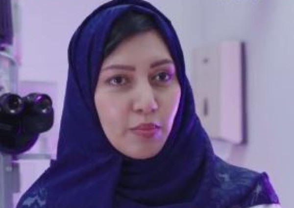 بصمة سعودية في واشنطن.. الدكتورة رفاه فيرق تحصد جائزتين عالميتين في جراحة العيون (شاهد)