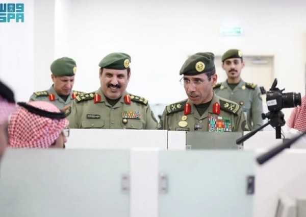 مدير الجوازات المكلّف يقف ميدانيًّا على خدمات ضيوف الرحمن بمطار الطائف الدولي