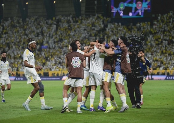 النصر بطلًا لـ دوري روشن السعودي بعد رباعية أمام ضمك