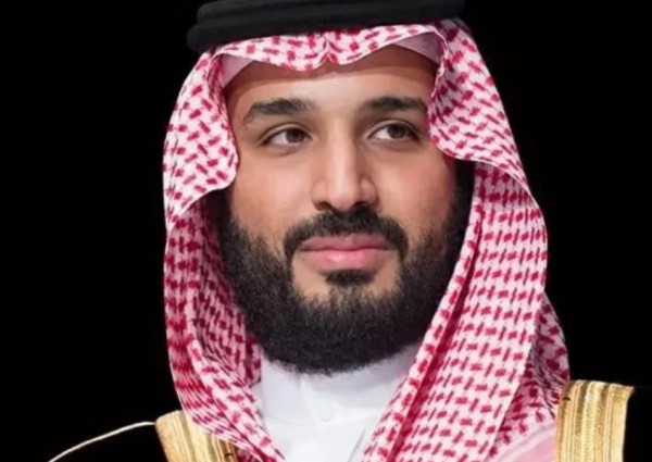 ولي العهد والرئيس الفرنسي يبحثان تطورات الأوضاع في المنطقة