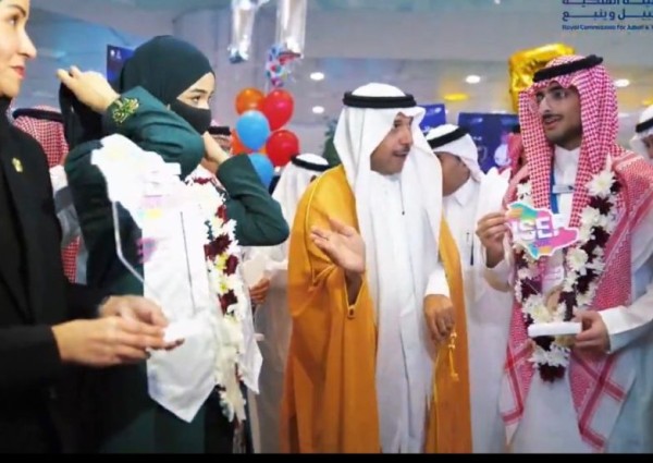 استقبال حافل لأبطال آيسف 2026 بمطار الملك فهد الدولي.. وصحيفة الشمال تبارك الإنجاز الوطني العالمي