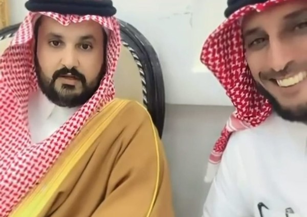 في إحدى مناسبات القبيلة.. الدكتور عبدالسلام القلادي يثمن جهود الإعلامي عبدالرحمن بن مرشد في نقل الصورة المشرفة للمجتمع