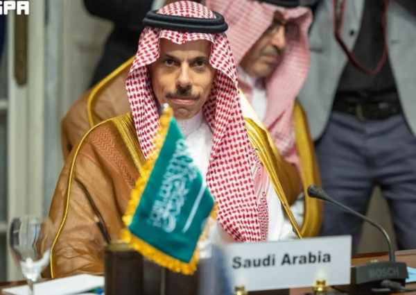 فيصل بن فرحان يشارك في اجتماع رباعي بالقاهرة لبحث تطورات السودان وليبيا