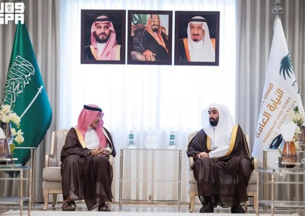 النائب العام ووزير الإعلام يبحثان تعزيز الشراكة وتطوير الخطاب القانوني الإعلامي