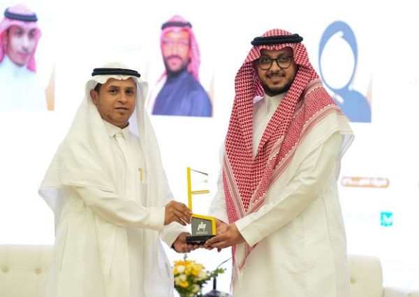 جازان تحتفي بشبابها.. “بدار” تنظم فعالية “من هنا” وتبرز قصص نجاح ملهمة في اليوم العالمي للشباب
