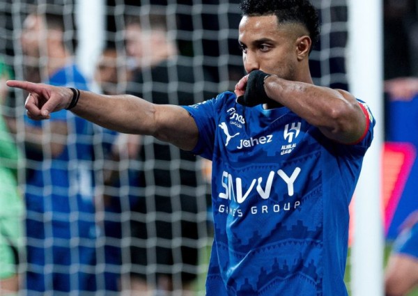 الهلال يكشف طبيعة إصابة سالم الدوسري ومدة غيابه عن الملاعب