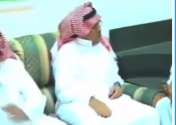 هكذا كانت حفلات الزواج قبل 40 عامًا.. تفاعل وحضور بلا هواتف جوالة – فيديو