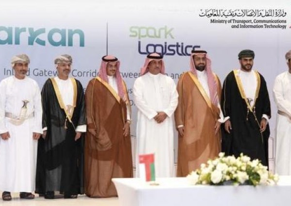 ممر لوجستي بري جديد يربط السعودية وسلطنة عُمان لتعزيز حركة التجارة