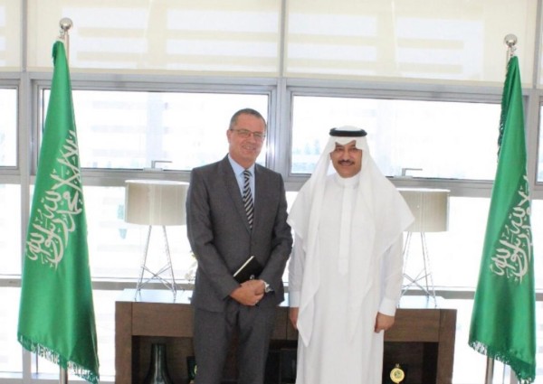 سفير المملكة لدى الأردن يستقبل السفير الإيرلندي