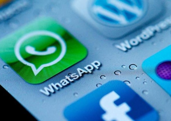 خبراء يحذرون: حيلة ماكرة من “الواتساب” تسرق أموالك