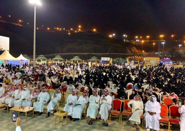 توافد الزوار يُشعل فعاليات وسام البادية بمحافظة المندق