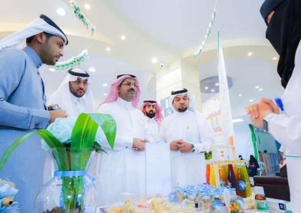النجمي يدشن أول عيادة للإستشارت الدوائية بجازان